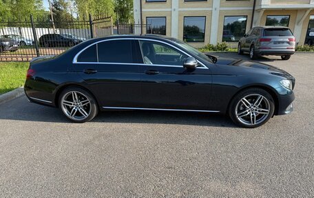 Mercedes-Benz E-Класс, 2016 год, 2 950 000 рублей, 6 фотография