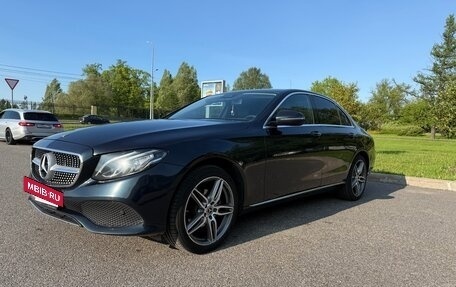Mercedes-Benz E-Класс, 2016 год, 2 950 000 рублей, 4 фотография