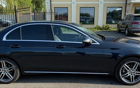 Mercedes-Benz E-Класс, 2016 год, 2 950 000 рублей, 15 фотография