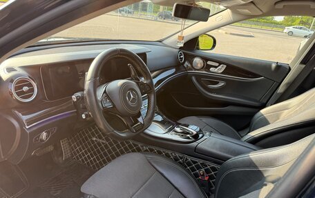 Mercedes-Benz E-Класс, 2016 год, 2 950 000 рублей, 20 фотография