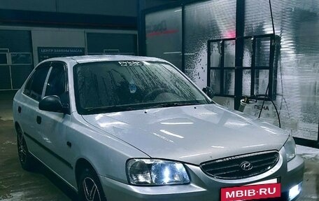 Hyundai Accent II, 2011 год, 650 000 рублей, 3 фотография
