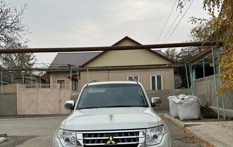 Mitsubishi Pajero IV, 2021 год, 4 080 000 рублей, 8 фотография