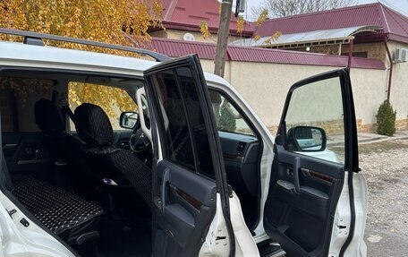 Mitsubishi Pajero IV, 2021 год, 4 080 000 рублей, 15 фотография