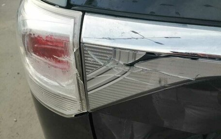 Mitsubishi Outlander III рестайлинг 3, 2014 год, 1 590 000 рублей, 8 фотография