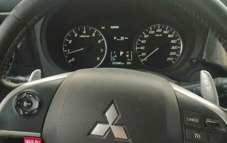 Mitsubishi Outlander III рестайлинг 3, 2014 год, 1 590 000 рублей, 9 фотография
