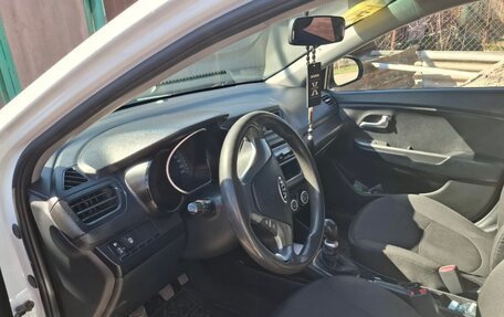 KIA Rio III рестайлинг, 2015 год, 1 300 000 рублей, 5 фотография