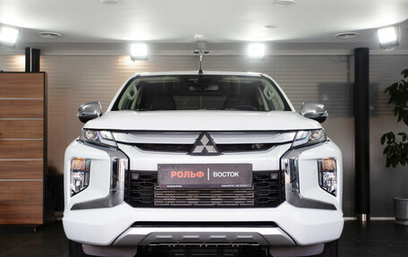 Mitsubishi L200 IV рестайлинг, 2024 год, 5 950 000 рублей, 2 фотография
