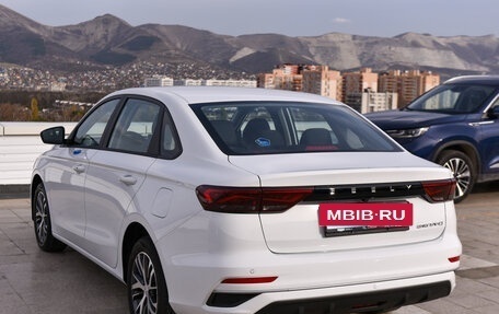 Geely Emgrand, 2024 год, 2 393 990 рублей, 8 фотография