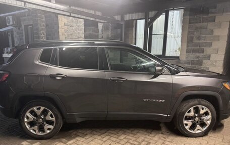 Jeep Compass II, 2019 год, 2 050 000 рублей, 6 фотография