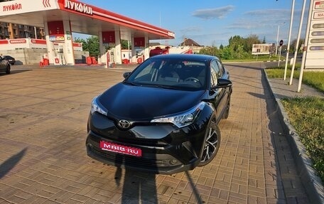 Toyota C-HR I рестайлинг, 2018 год, 2 100 000 рублей, 1 фотография