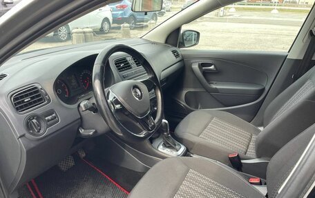 Volkswagen Polo VI (EU Market), 2017 год, 1 050 000 рублей, 4 фотография