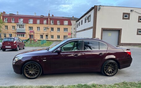 BMW 5 серия, 2006 год, 1 099 000 рублей, 3 фотография