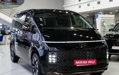 Hyundai Staria, 2025 год, 9 949 000 рублей, 3 фотография
