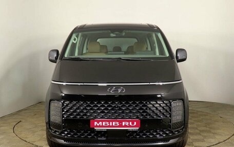 Hyundai Staria, 2025 год, 7 990 000 рублей, 2 фотография