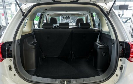 Mitsubishi Outlander III рестайлинг 3, 2022 год, 3 490 000 рублей, 7 фотография