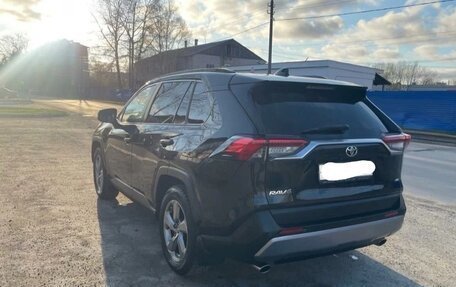 Toyota RAV4, 2020 год, 2 730 000 рублей, 5 фотография
