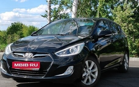 Hyundai Solaris II рестайлинг, 2013 год, 790 000 рублей, 4 фотография