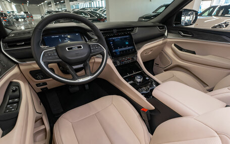 Jeep Grand Cherokee, 2023 год, 7 350 000 рублей, 10 фотография