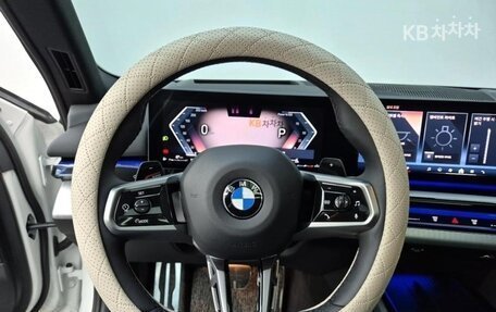 BMW 5 серия, 2024 год, 8 800 000 рублей, 8 фотография