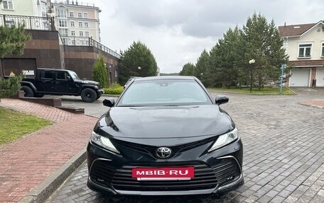 Toyota Camry, 2021 год, 3 750 000 рублей, 8 фотография
