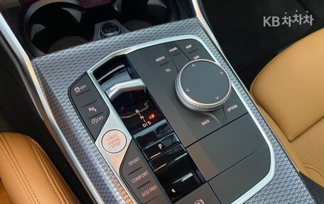 BMW 3 серия, 2024 год, 5 200 000 рублей, 15 фотография