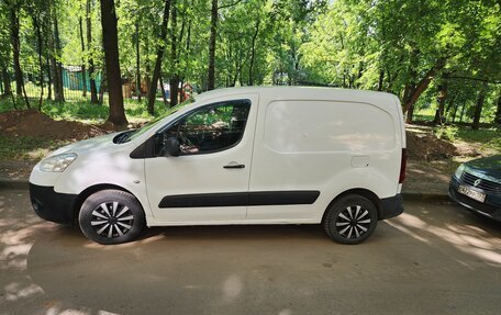 Peugeot Partner II рестайлинг 2, 2013 год, 600 000 рублей, 2 фотография