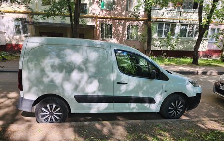 Peugeot Partner II рестайлинг 2, 2013 год, 600 000 рублей, 3 фотография