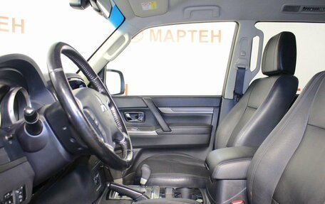 Mitsubishi Pajero IV, 2015 год, 2 149 000 рублей, 9 фотография