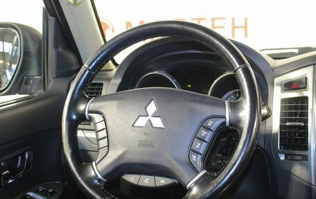 Mitsubishi Pajero IV, 2015 год, 2 149 000 рублей, 19 фотография