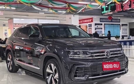 Volkswagen Teramont I, 2022 год, 3 100 000 рублей, 3 фотография