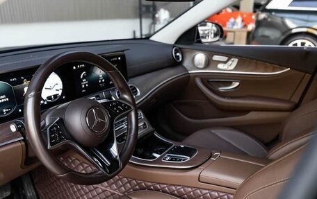 Mercedes-Benz E-Класс, 2022 год, 4 710 000 рублей, 6 фотография