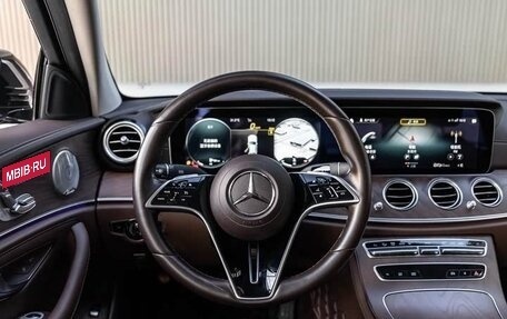 Mercedes-Benz E-Класс, 2022 год, 4 710 000 рублей, 7 фотография