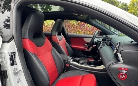 Mercedes-Benz CLA, 2021 год, 3 690 000 рублей, 12 фотография