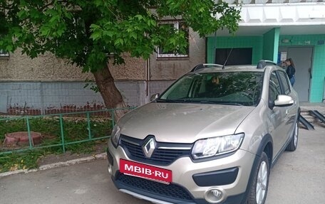 Renault Sandero II рестайлинг, 2016 год, 1 000 000 рублей, 2 фотография