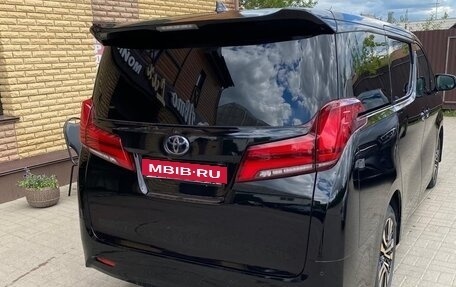 Toyota Alphard III, 2019 год, 8 000 000 рублей, 3 фотография