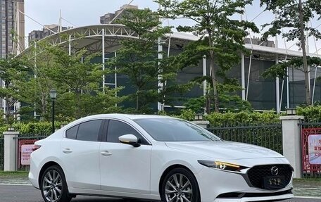 Mazda 3, 2021 год, 1 490 443 рублей, 2 фотография