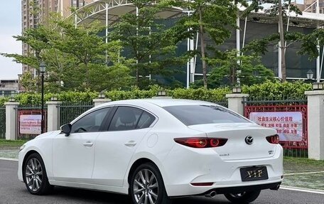 Mazda 3, 2021 год, 1 490 443 рублей, 4 фотография