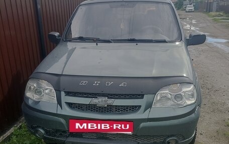Chevrolet Niva I рестайлинг, 2010 год, 550 000 рублей, 4 фотография