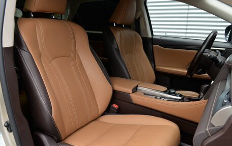 Lexus RX IV рестайлинг, 2018 год, 3 940 000 рублей, 17 фотография