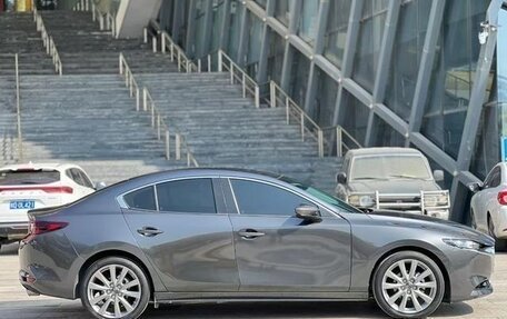 Mazda 3, 2021 год, 1 500 443 рублей, 4 фотография