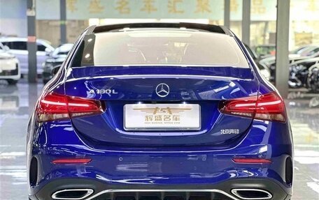 Mercedes-Benz A-Класс, 2021 год, 1 813 000 рублей, 4 фотография