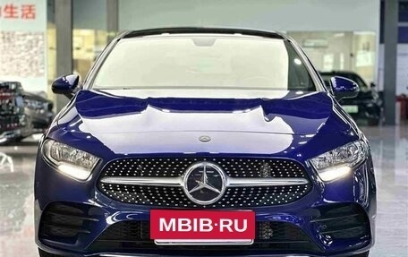 Mercedes-Benz A-Класс, 2021 год, 1 813 000 рублей, 2 фотография