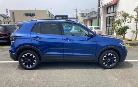 Volkswagen T-Cross I, 2022 год, 1 350 000 рублей, 10 фотография