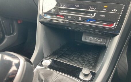 Volkswagen T-Cross I, 2022 год, 1 350 000 рублей, 18 фотография