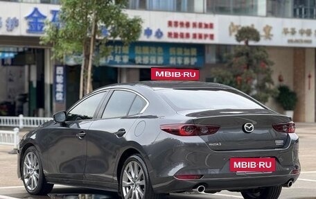 Mazda 3, 2022 год, 1 555 443 рублей, 4 фотография