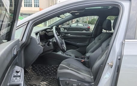 Volkswagen Golf VIII, 2022 год, 1 820 000 рублей, 9 фотография