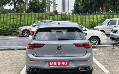 Volkswagen Golf VIII, 2022 год, 1 820 000 рублей, 6 фотография