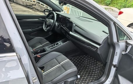 Volkswagen Golf VIII, 2022 год, 1 820 000 рублей, 10 фотография