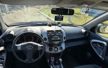 Toyota RAV4, 2007 год, 1 350 000 рублей, 10 фотография