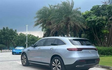 Mercedes-Benz EQC, 2021 год, 2 960 000 рублей, 4 фотография